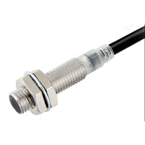 ÉRZ.INDUKTÍV  M8 DC záró! érz:2mm  +5m kábel