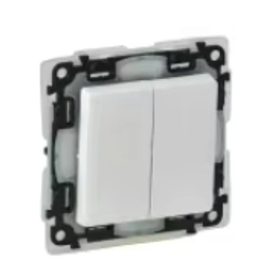 VALENA LIFE 106+6 KAPCSOLÓ FEHÉR  752158 IP44