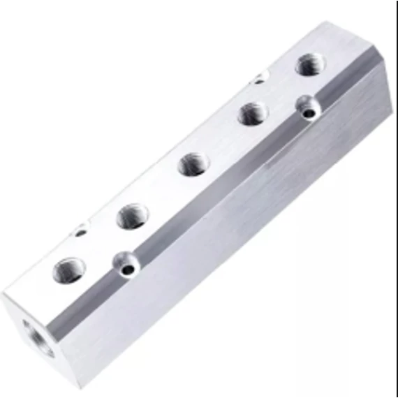 PNEUMATIKAI ELOSZTÓ BLOKK 2x1/2" + 5x14"
