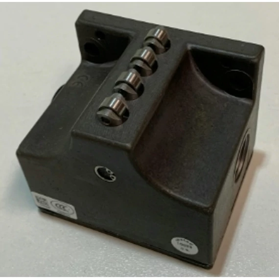 EUCHNER VÉGÁLLÁSKAPCSOLÓ SN04R12-502-M